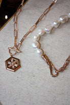 Linya Jewellery-Miyness Baget Madalyon Kolye Rose Gold-Kolye-2-fleurdirect.live