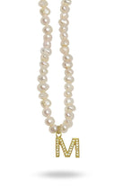 Linya Jewellery-Mono M Harfli İnci Kolye-Kolye-1-fleurdirect.live