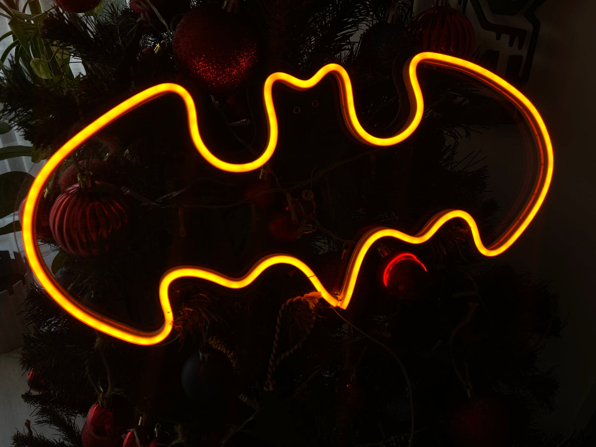 Lujolab.-Batman Neon Aydınlatma-Duvar Süsü-2-fleurdirect.live