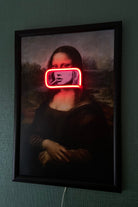 Lujolab.-İkonik Sanat: Mona Lisa Neon Duvar Posteri-Tablo-2-fleurdirect.live