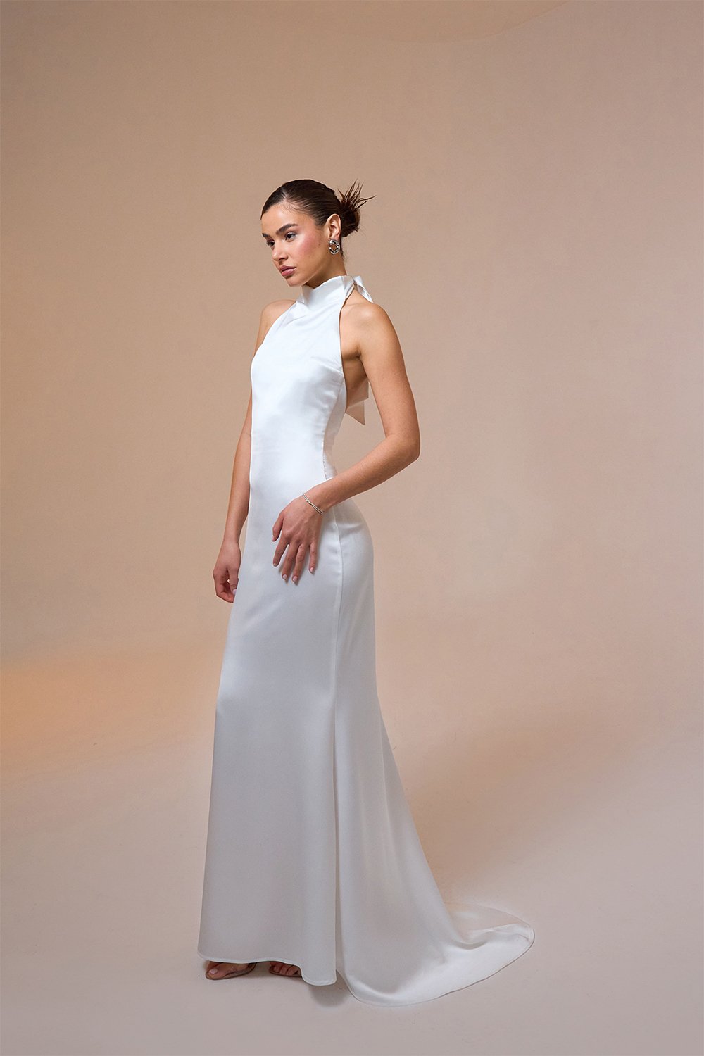 Mozto-Halley Halter Yaka Maxi Beyaz Saten Elbise-Elbise-1-fleurdirect.live