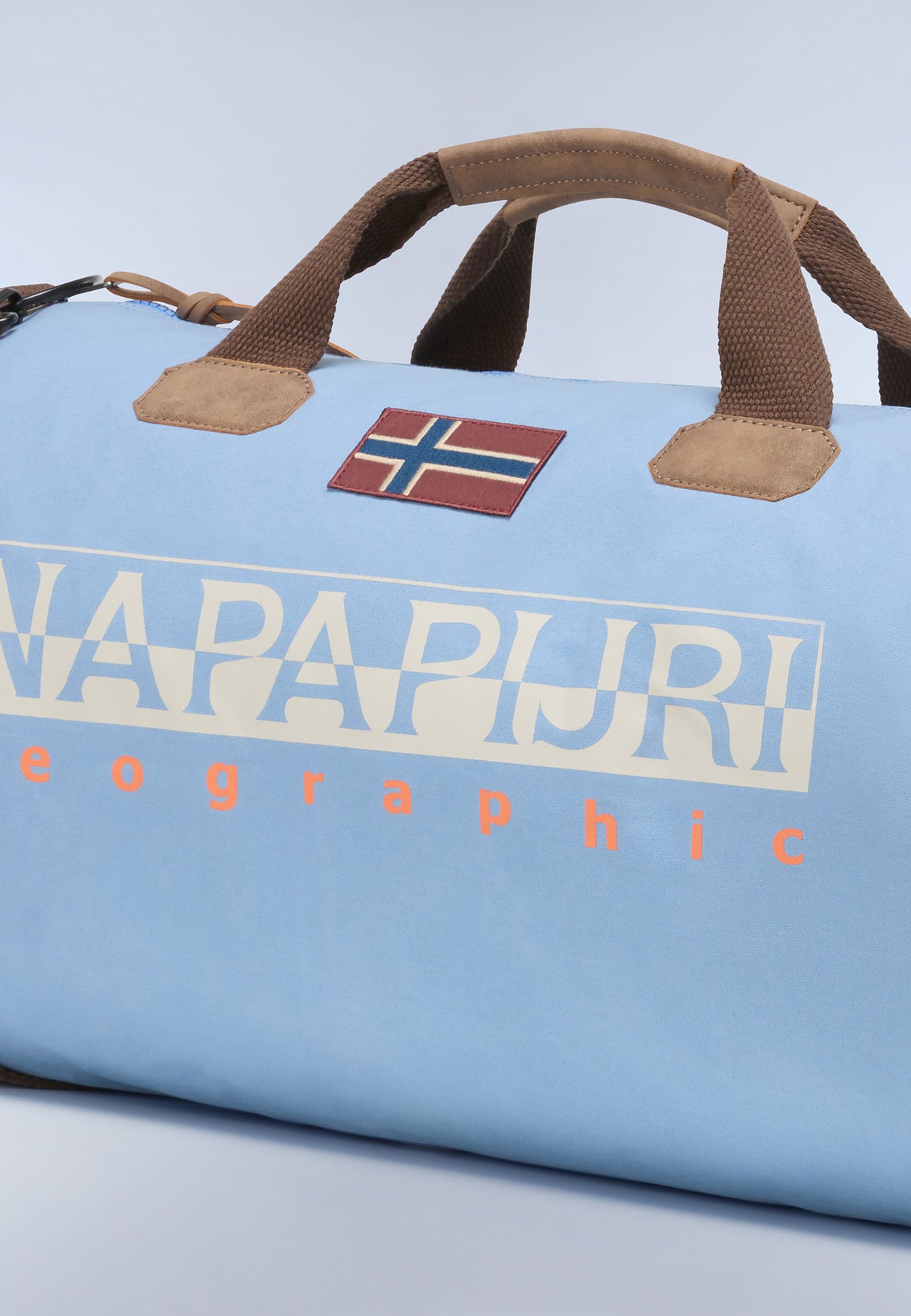 Napapijri-Bering 3 Blue Ashleigh-Bavul & Seyahat Çantası-4-fleurdirect.live