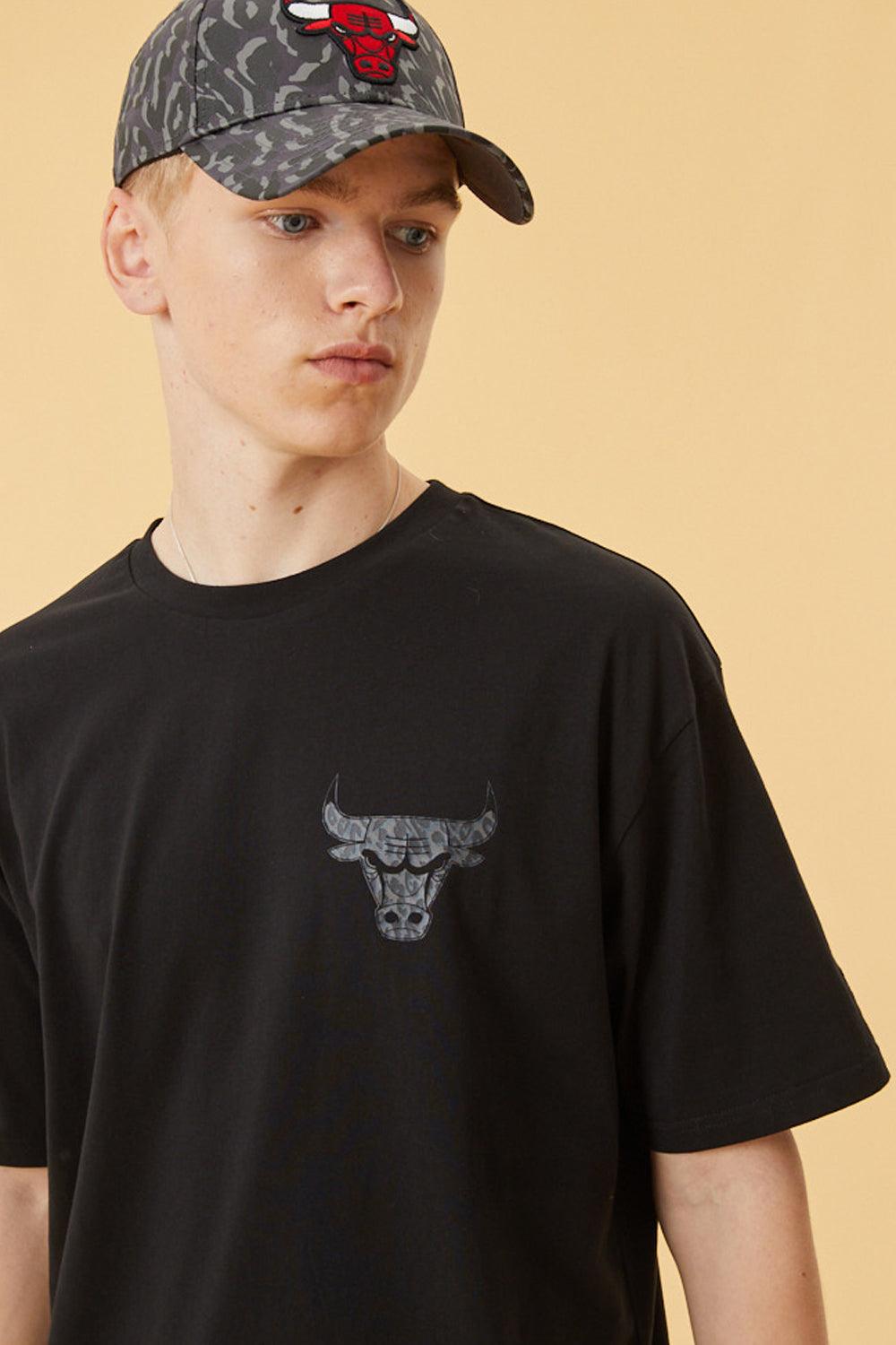 New Era-NBA Seasonal Infill Oversized Tee Chicago Bulls-T-Shirts-4-fleurdirect.live