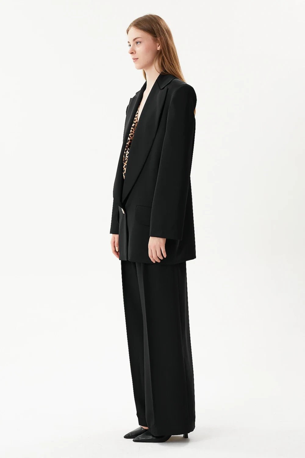 Nilgün Mirza-Smokin Yaka Oversize Maskülen Stil Bayan Blazer Ceket-Ceket-4-fleurdirect.live