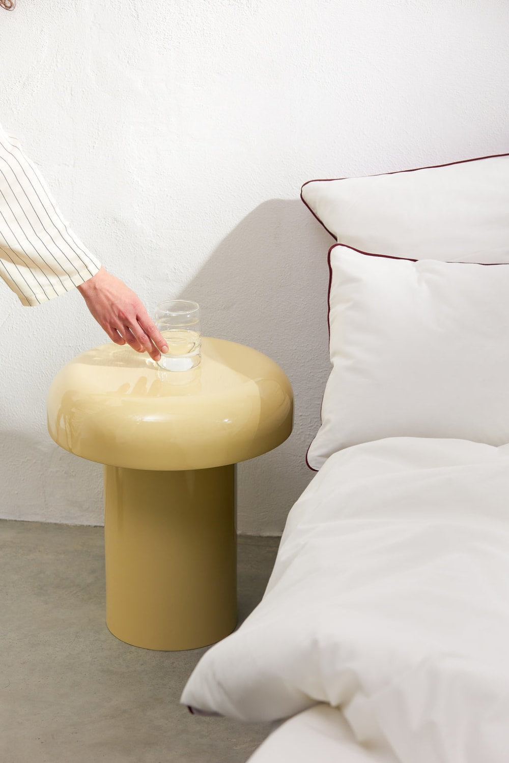 Paledin Design-Fungi - Sarı-Sehpa-1-fleurdirect.live