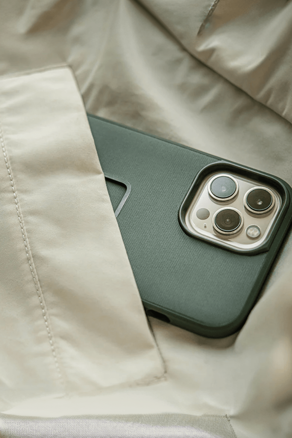 Peakdesign-Iphone 14 Fabric Case Sage / M-MC-AX-SG-1-Telefon Kılıfı-2-fleurdirect.live