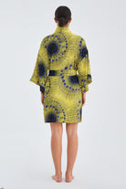 Peraluna-Aura Geometrik Desenli Diz Hizası Saten Kadın Kimono-Kimono-8-fleurdirect.live