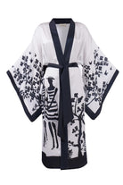 Peraluna-Beach Girls Long Kimono Kadınlar Ve Sakura Baskılı Uzun Saten Kadın Kimono Siyah Beyaz-Kimono-8-fleurdirect.live