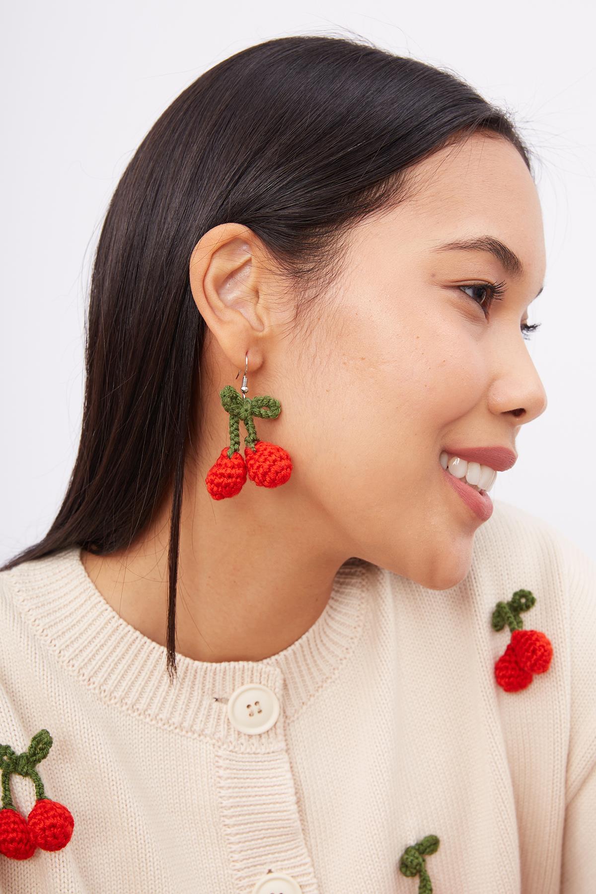 Peraluna-Cherry Earrings El Yapımı Kiraz Küpe Kırmızı-Küpe-2-fleurdirect.live