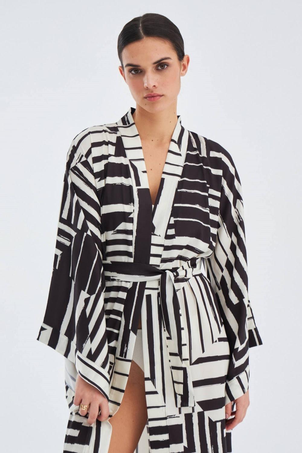 Peraluna-Hanita Geometrik Desenli 120 Cm Saten Yazlık Kadın Kimono-Kimono-4-fleurdirect.live