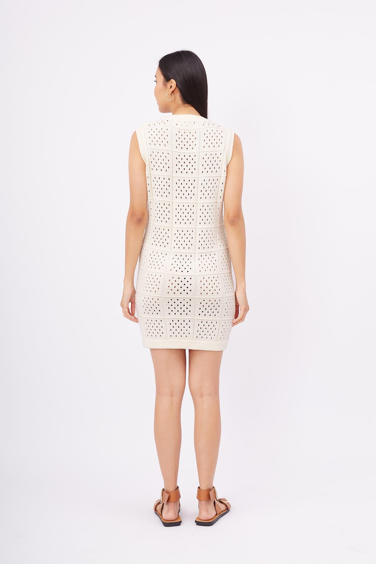 Peraluna-Isabel Dress Ajur örgü El Yapımı çiçek Detaylı Düz Kesim Kolsuz Kadın Triko Elbise Ekru-Elbise-9-fleurdirect.live