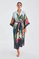 Peraluna-Kauri̇ Tropik Desenli Bilek Hizası Saten Kadın Kimono-Kimono-1-fleurdirect.live