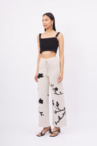 Peraluna-Lady Sakura Trouser Sakura Desen Yüksek Bel Rahat Kesim Beli Lastikli Kadın Triko Pantolon Bej-Pantolon-6-fleurdirect.live