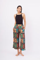 Peraluna-Ladybug Trouser Uğur Böceği Baskılı Kadın Triko Pantolon Çok Renkli-Pantolon-1-fleurdirect.live