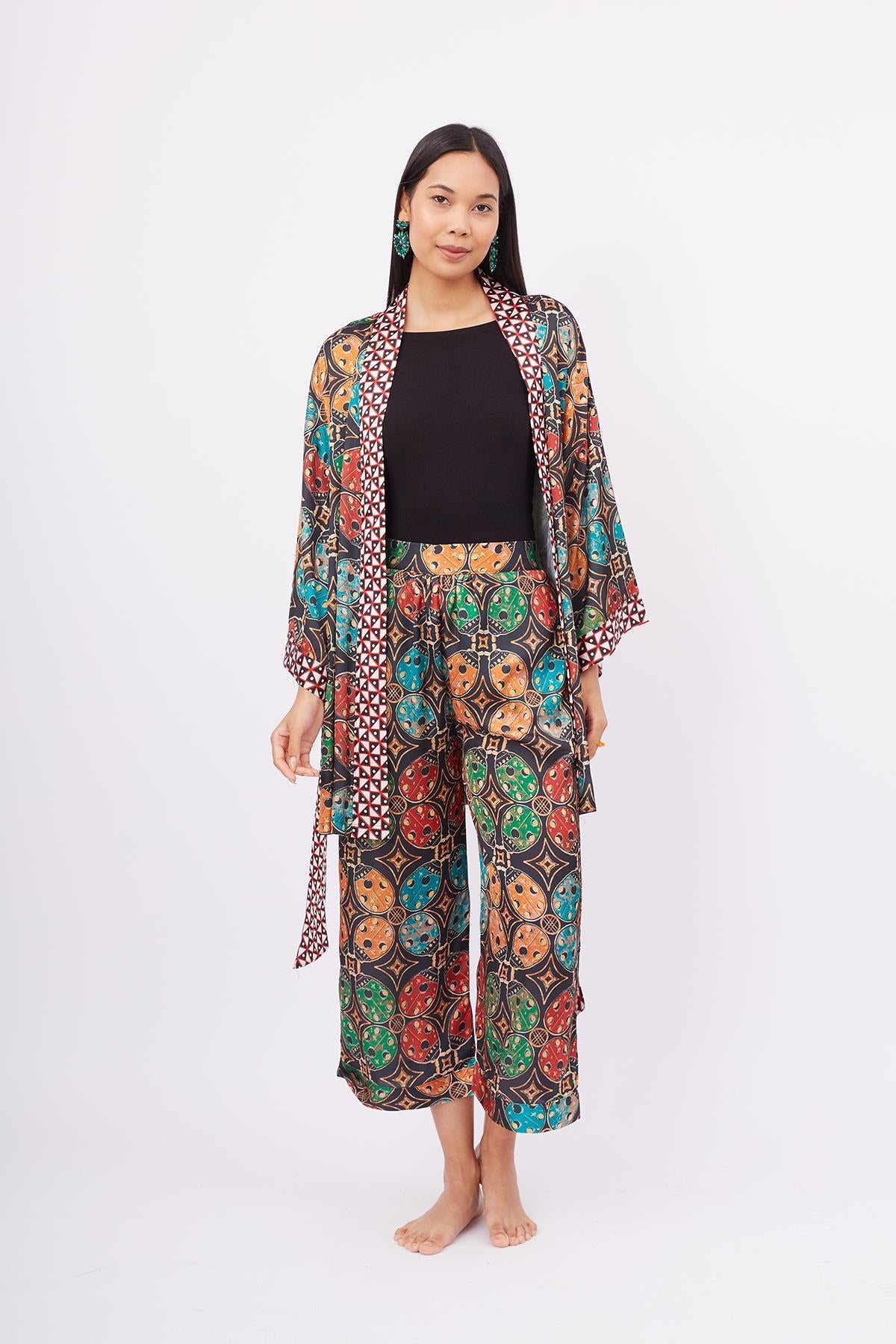 Peraluna-Ladybug Trouser Uğur Böceği Baskılı Kadın Triko Pantolon Çok Renkli-Pantolon-5-fleurdirect.live