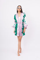 Peraluna-Lilac Charm Short Kimono çiçek Baskılı 90 Cm Saten Kısa Kadın Kimono Yeşil/Pembe-Kimono-1-fleurdirect.live