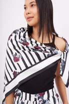 Peraluna-Stripe Garden Scarfe çizgili Güllü Baskılı Saten Kadın Eşarp-Eşarp-2-fleurdirect.live