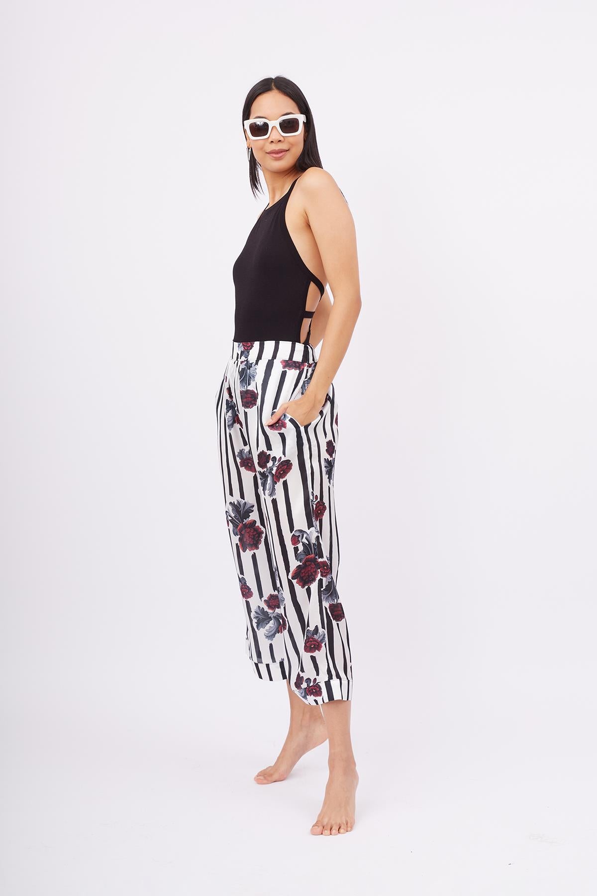 Peraluna-Stripe Garden Trouser Çizgili Güllü Baskılı Saten Kadın Pantolon-Pantolon-6-fleurdirect.live