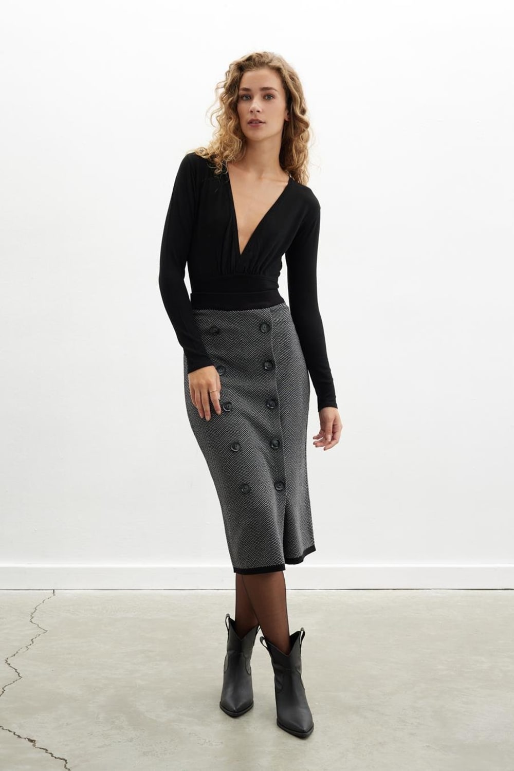 Peraluna-Styleboom X Cheshire Skirt Balıksırtı Desen Midi Boy Kadın Triko Etek-Etek-3-fleurdirect.live