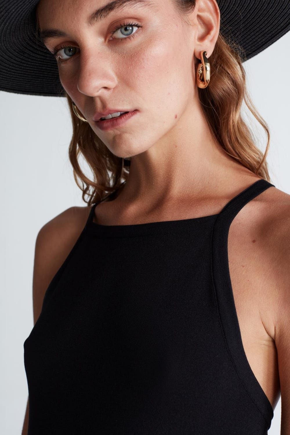 Peraluna-Styleboom X Greta Body Halter Yaka Arkası Çapraz Alttan Çıtçıtlı Kadın Triko Body -Body-12-fleurdirect.live