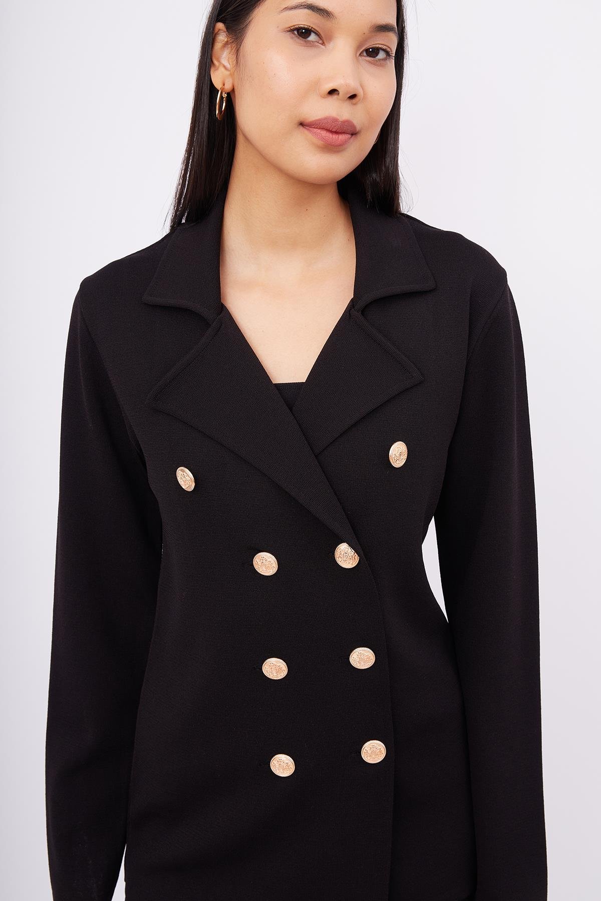 Peraluna-Styleboom X Katherine Blazer Çelik Örgü Klasik Kesim Düğmeli Blazer Kadın Triko Ceket Siyah-Blazer Ceket-3-fleurdirect.live