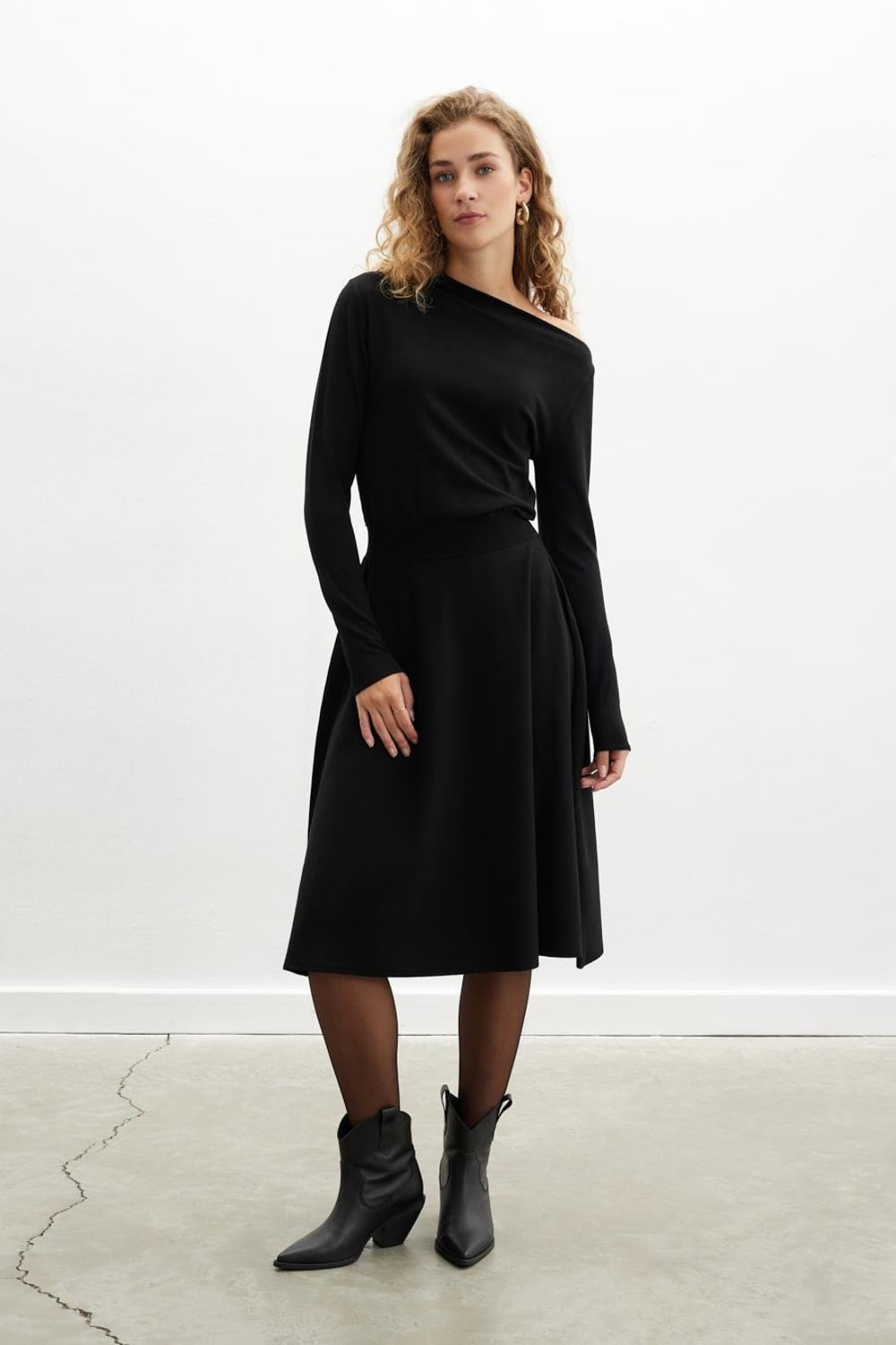 Peraluna-Styleboom X Mayfair Dress Yaka Büzgü Detaylı Tek Omuz Açık Kadın Triko Elbise-Elbise-9-fleurdirect.live