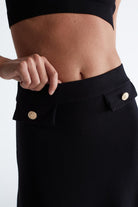 Peraluna-Styleboom X Vivien Skirt Düğme Detaylı Diz Altı Kloş Kadın Triko Etek -Etek-13-fleurdirect.live