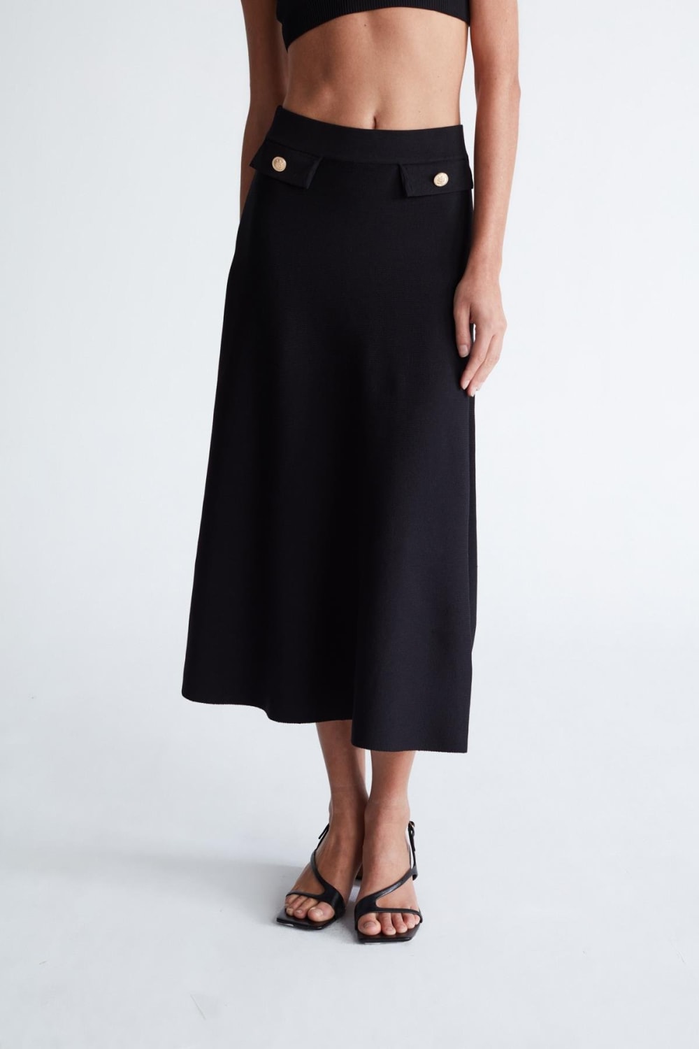 Peraluna-Styleboom X Vivien Skirt Düğme Detaylı Diz Altı Kloş Kadın Triko Etek -Etek-16-fleurdirect.live