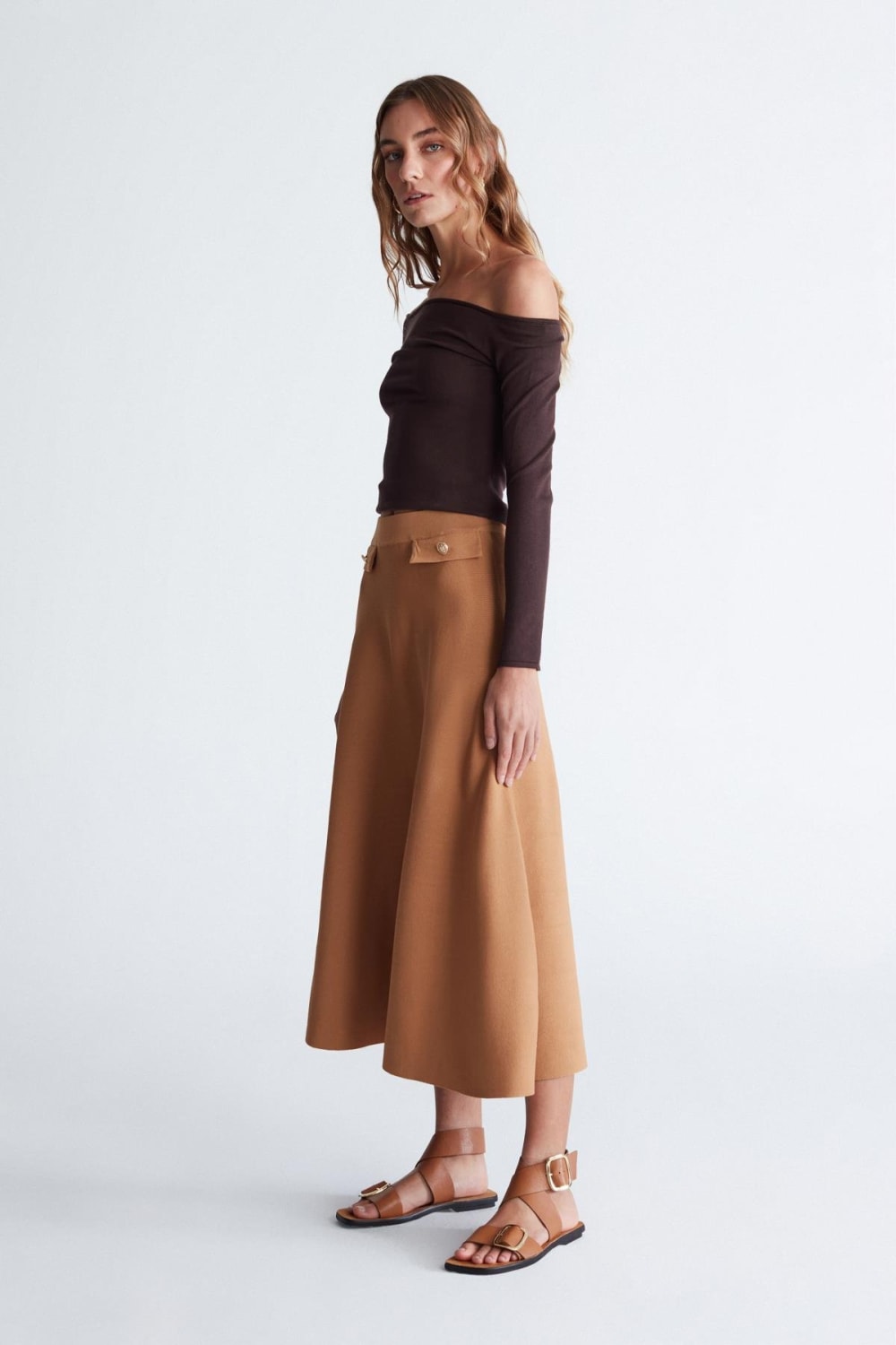 Peraluna-Styleboom X Vivien Skirt Düğme Detaylı Diz Altı Kloş Kadın Triko Etek -Etek-2-fleurdirect.live