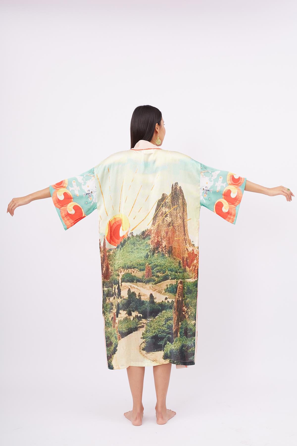 Peraluna-Summer Time Long Ki̇mono Yaz Desenleri Baskılı Uzun Saten Kadın Kimono Çok Renkli-Kimono-7-fleurdirect.live