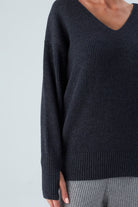 Peraluna-V Yaka Bol Kesim Kaşmir Karışım Kadın Triko Kazak-Kazak & Triko-9-fleurdirect.live
