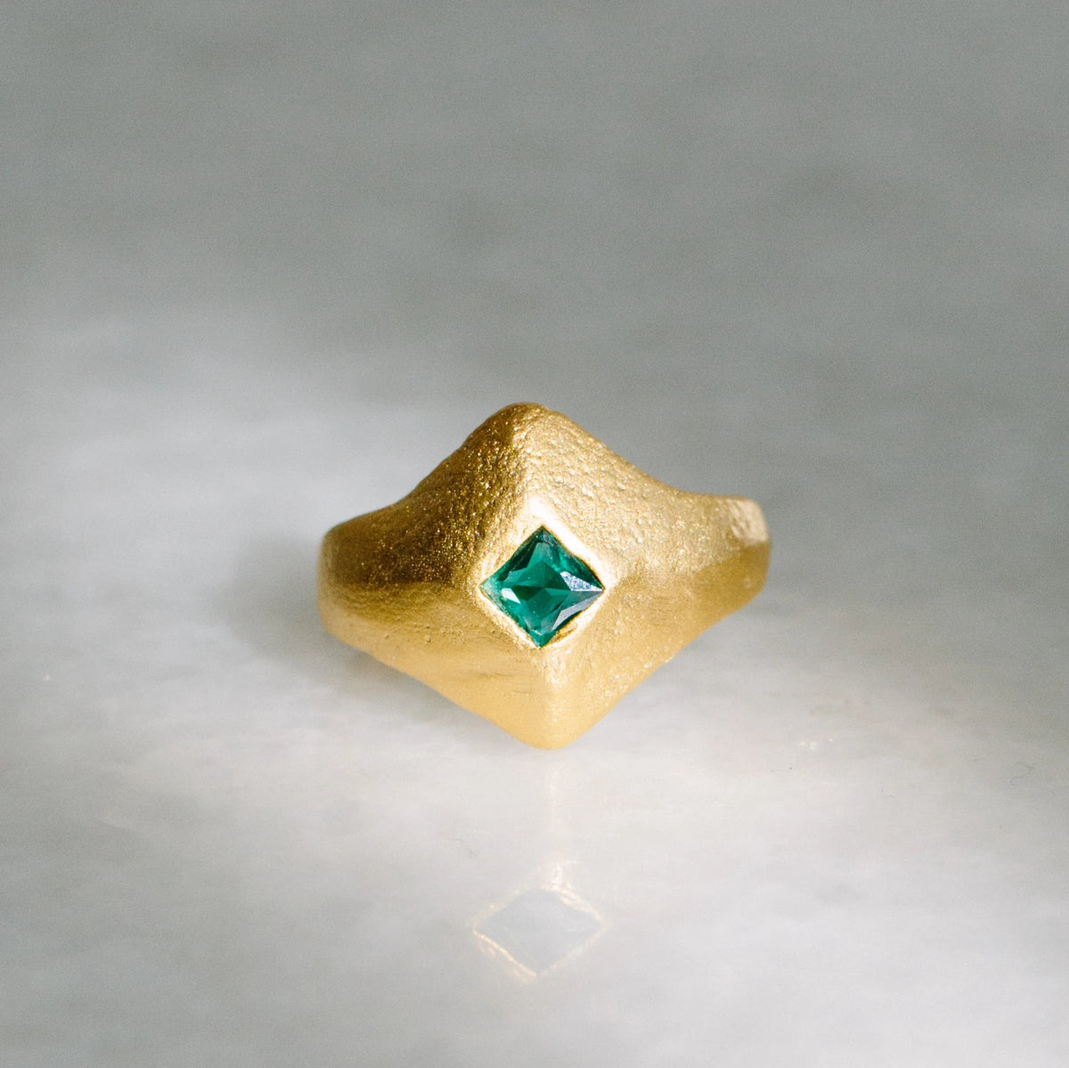Eleonora Yüzük - Emerald Green