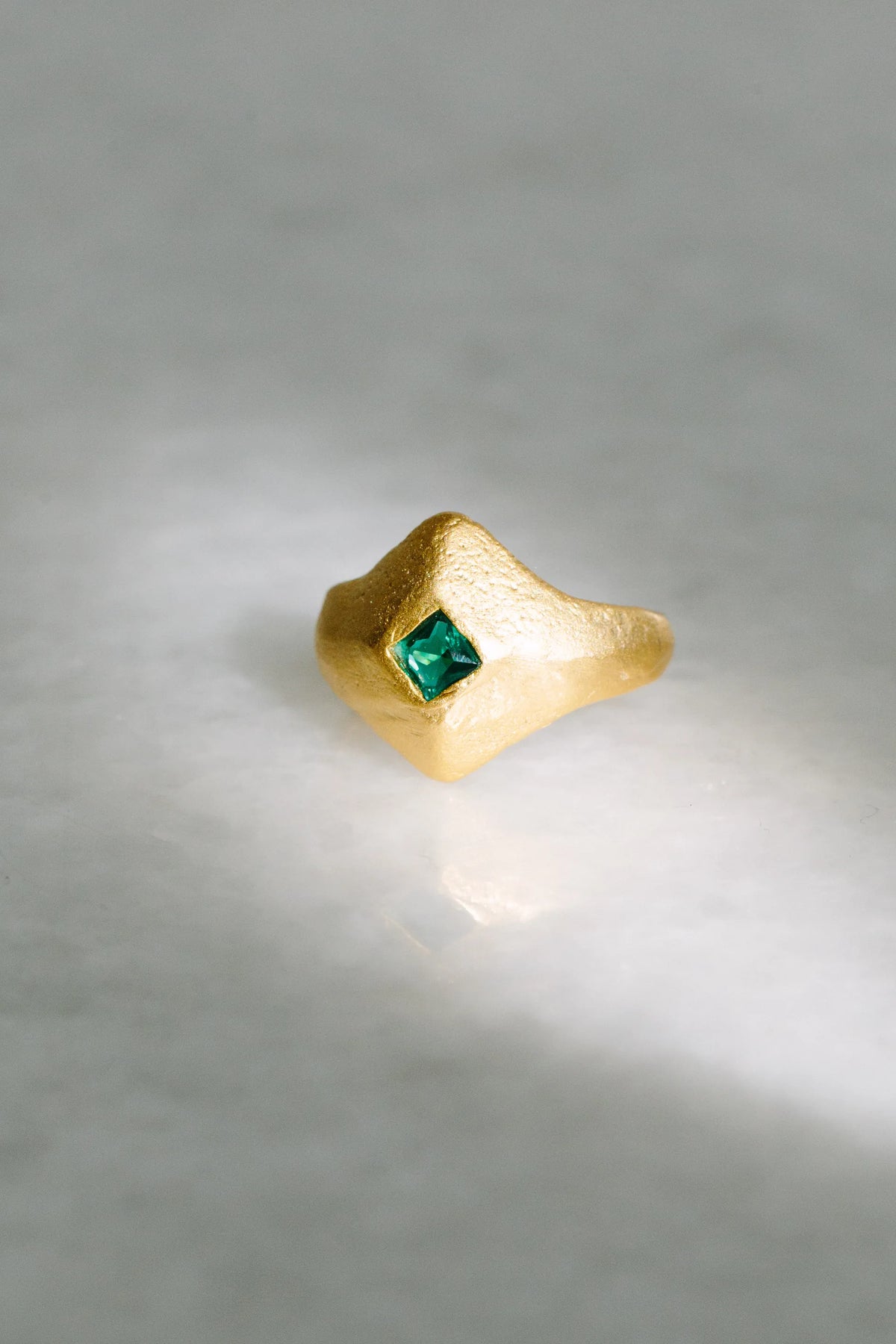 Eleonora Yüzük - Emerald Green