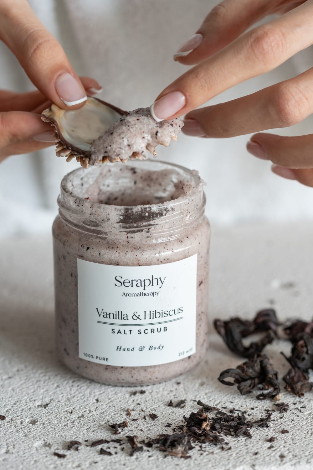 Seraphy Aromatherapy-Nemlendirici - Batık - Çilek Bacak Onarıcı - Vücut Peeling Vanilla & Hibiscus - 212ml - % 100 Pure-Peeling-1-fleurdirect.live