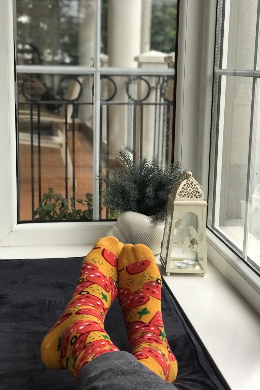 Socks + Stuff-Pepperoni Pizza Çorap-Çorap-4-fleurdirect.live