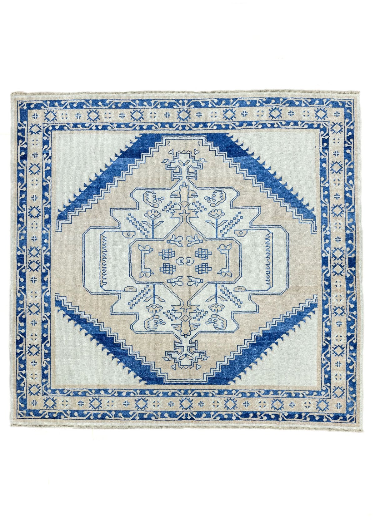 Soho Antiq-Ariet Rustik Tasarımlı El Dokuma Halı 205x193 Cm-Halı-1-fleurdirect.live