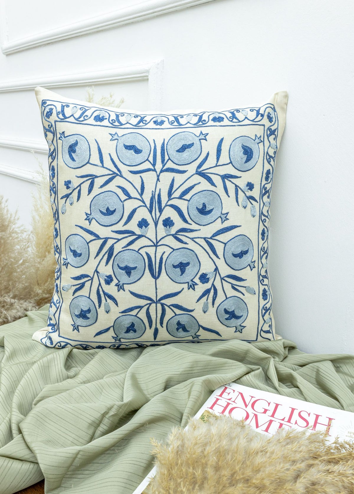Soho Antiq-Miraz El Yapımı İpek Kırlent 45x45 Cm-Kırlent-2-fleurdirect.live