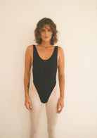 Sırt Dekolteli Esnek Bodysuit