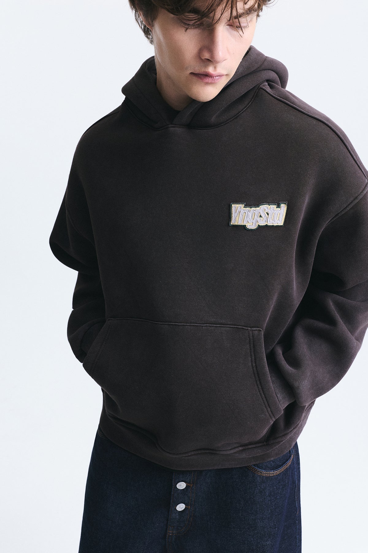Sırt Baskılı Kapüşonlu Sweatshirt, KAHVERENGİ - 2
