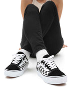 Vans-UA Old Skool Platform Checkerboard Black/True White-Sneakers-4-fleurdirect.live