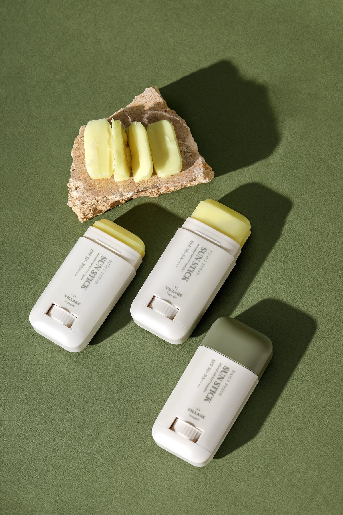 Village 11 Factory-Village 11 Factory Daily Fresh Sun Stick Spf50+ Pa++++ 20g Vegan Stick Güneş Koruyucu-Güneş Koruyucu-3-fleurdirect.live