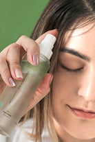 Village 11 Factory-Village 11 Factory Fresh Dewy Green Cica Facial Serum Mist 100ml Onarıcı & Sakinleştirici Vegan Serum Mist-Yüz Serumu-4-fleurdirect.live