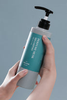 Village 11 Factory-Village 11 Factory Perfume Musk Shampoo 500g Dolaşmış Saç Açıcı Misk Kokulu Şampuan-Şampuan-4-fleurdirect.live