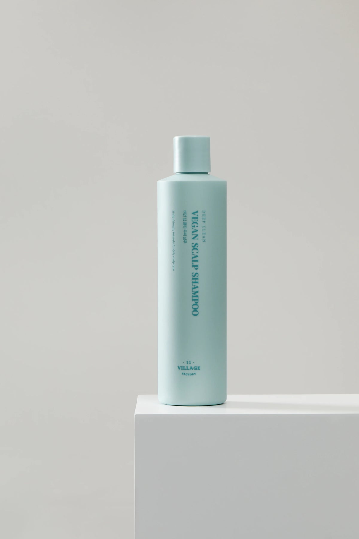 Village 11 Factory-Village 11 Factory Vegan Deep Clean Scalp Shampoo 300g Yağlanma & Dökülme Karşıtı Vegan Şampuan-Şampuan-2-fleurdirect.live