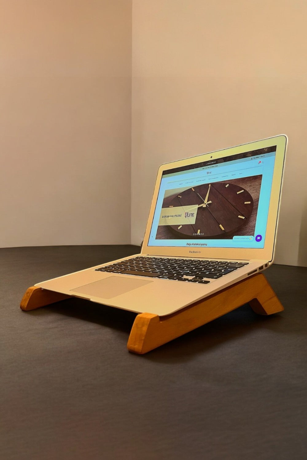 Vune Concept-El Yapımı Ahşap Laptop Standı-Laptop Standı-3-fleurdirect.live