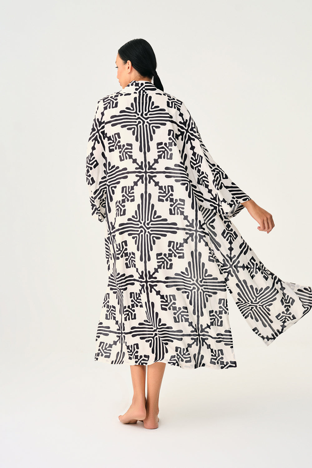 Yakaza Studio-Kimono Xochitl-Kimono-4-fleurdirect.live