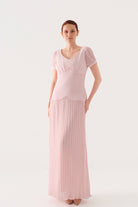 Eteği PiLiSeli Kisa Kollu ElbiSe Pembe