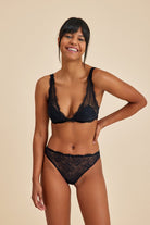 Amarelle-Roma Siyah Balensiz Dantelli Dolgusuz Üçgen Bralet Sütyen-Top-8-fleurdirect.live