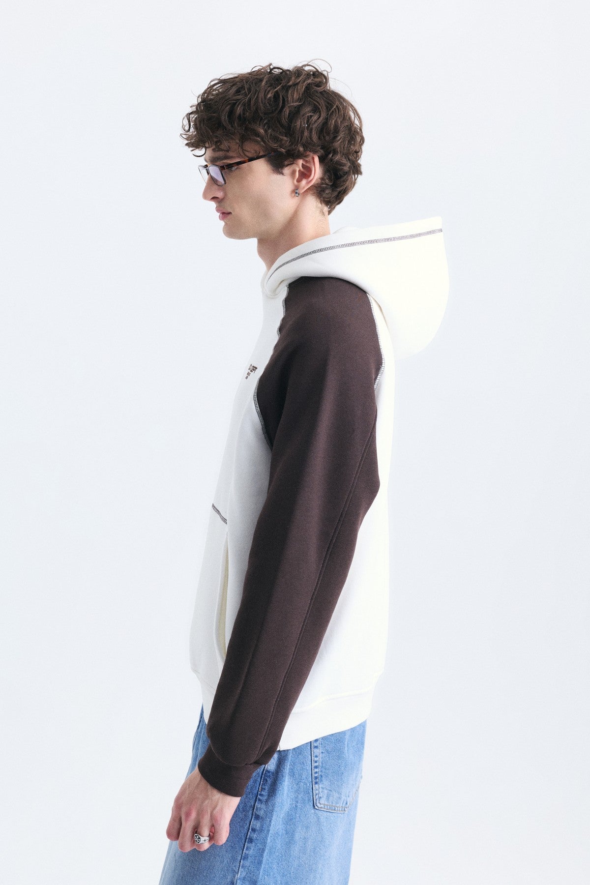 Renk Bloklu Kanguru Cepli Kapüşonlu Sweatshirt
