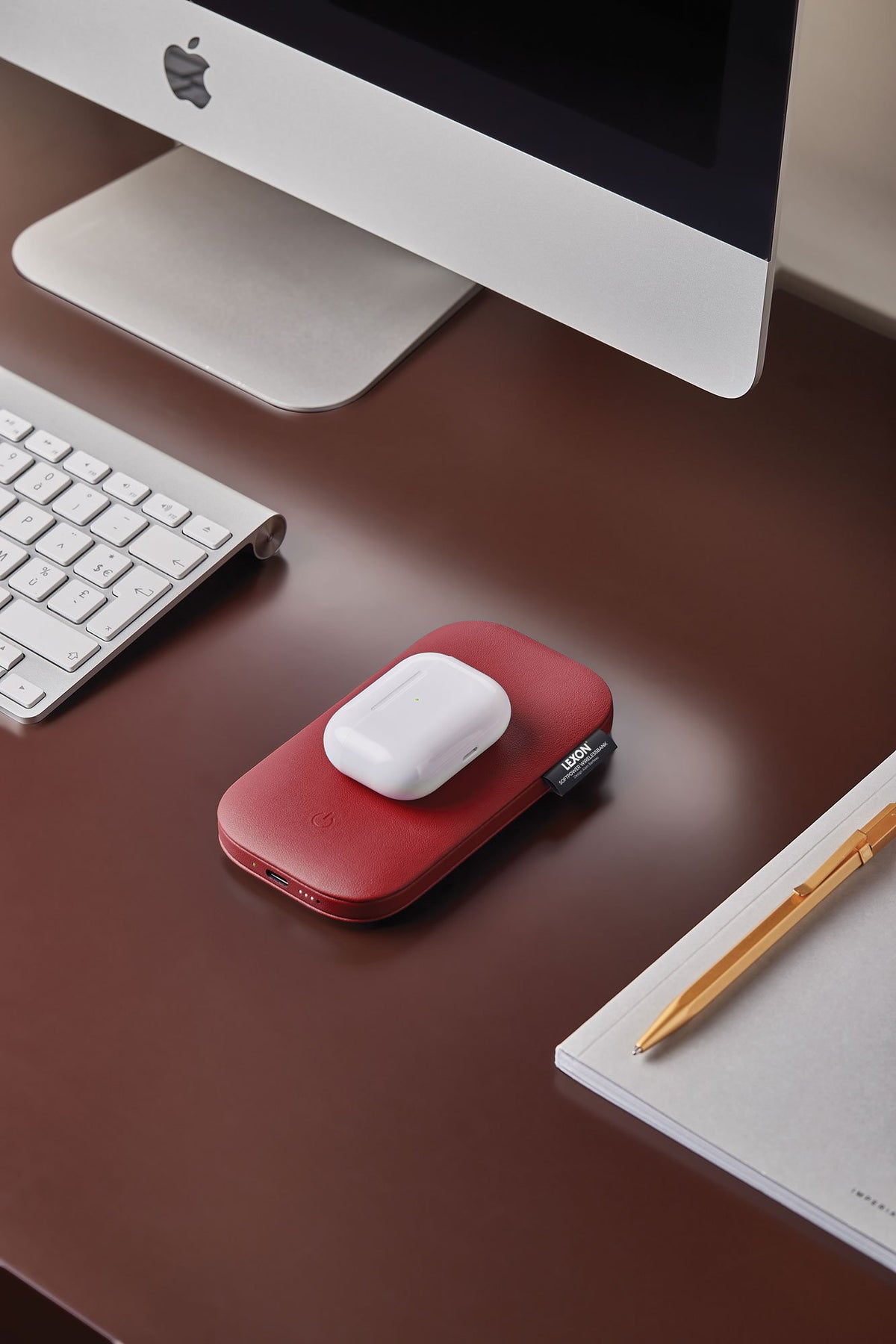 Lexon-Softpower Kırmızı Wirelessbank Kablosuz şarj Cihazı & Powerbank-Powerbank-4-fleurdirect.live